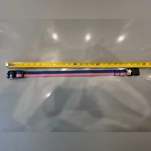 NEW without tags, Patriotic Dog Collar never used. - Picture 2 of 8